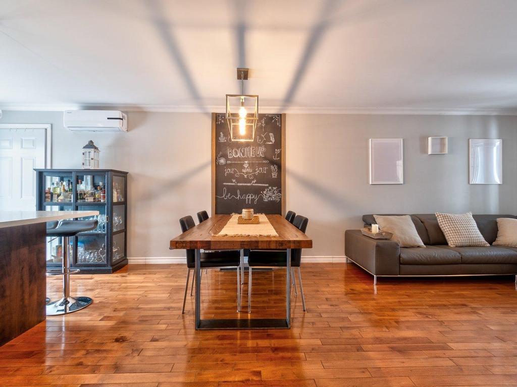 









50


Rue Roland-Ménard

,
Sorel-Tracy,




QC
J3P0B8

