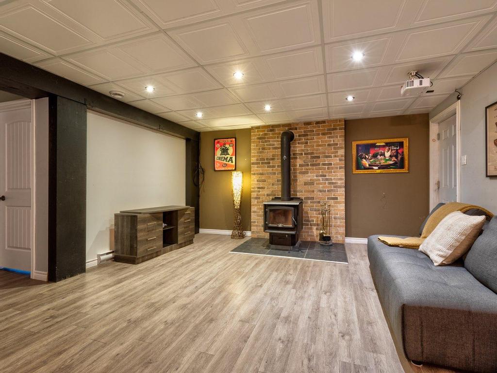 









50


Rue Roland-Ménard

,
Sorel-Tracy,




QC
J3P0B8


