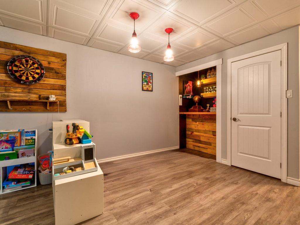 









50


Rue Roland-Ménard

,
Sorel-Tracy,




QC
J3P0B8

