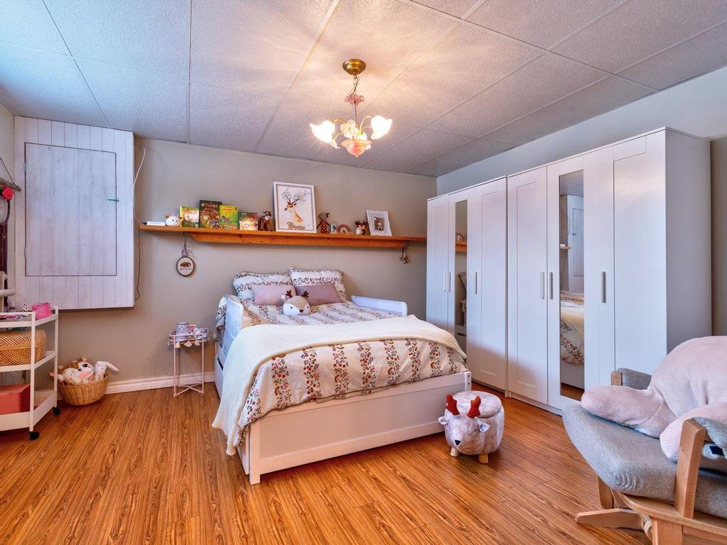 









50


Rue Roland-Ménard

,
Sorel-Tracy,




QC
J3P0B8

