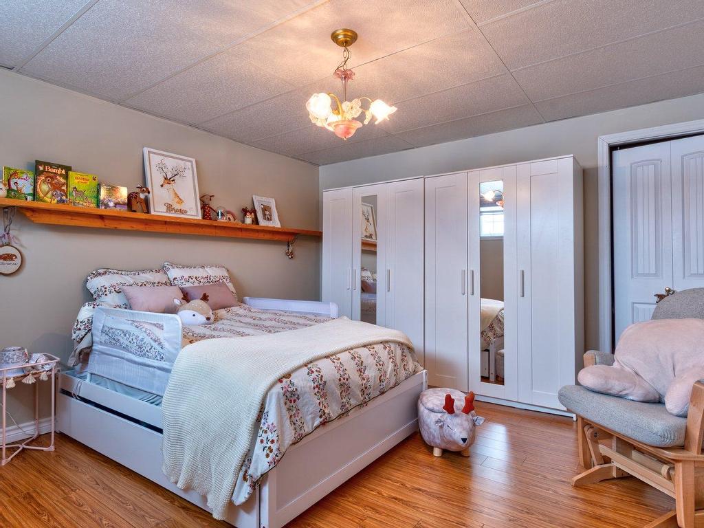 









50


Rue Roland-Ménard

,
Sorel-Tracy,




QC
J3P0B8

