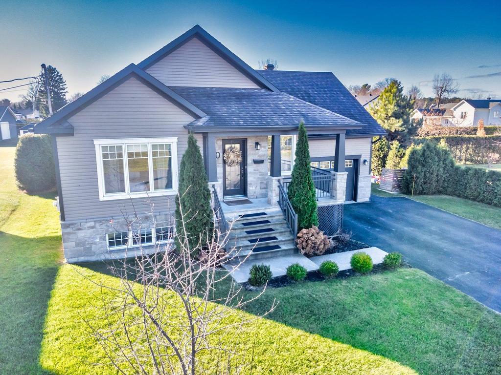 









50


Rue Roland-Ménard

,
Sorel-Tracy,




QC
J3P0B8

