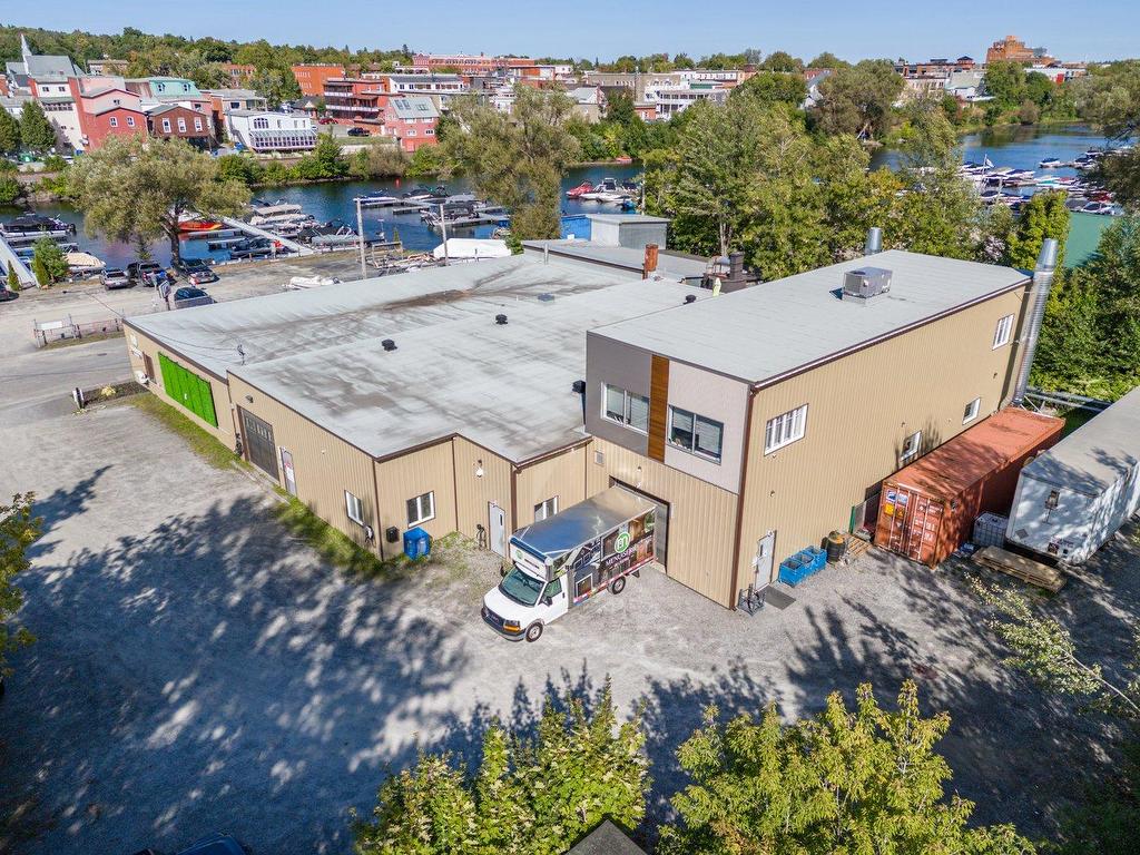 









620


Rue L'Archevêque

,
Magog,




QC
J1X3E8

