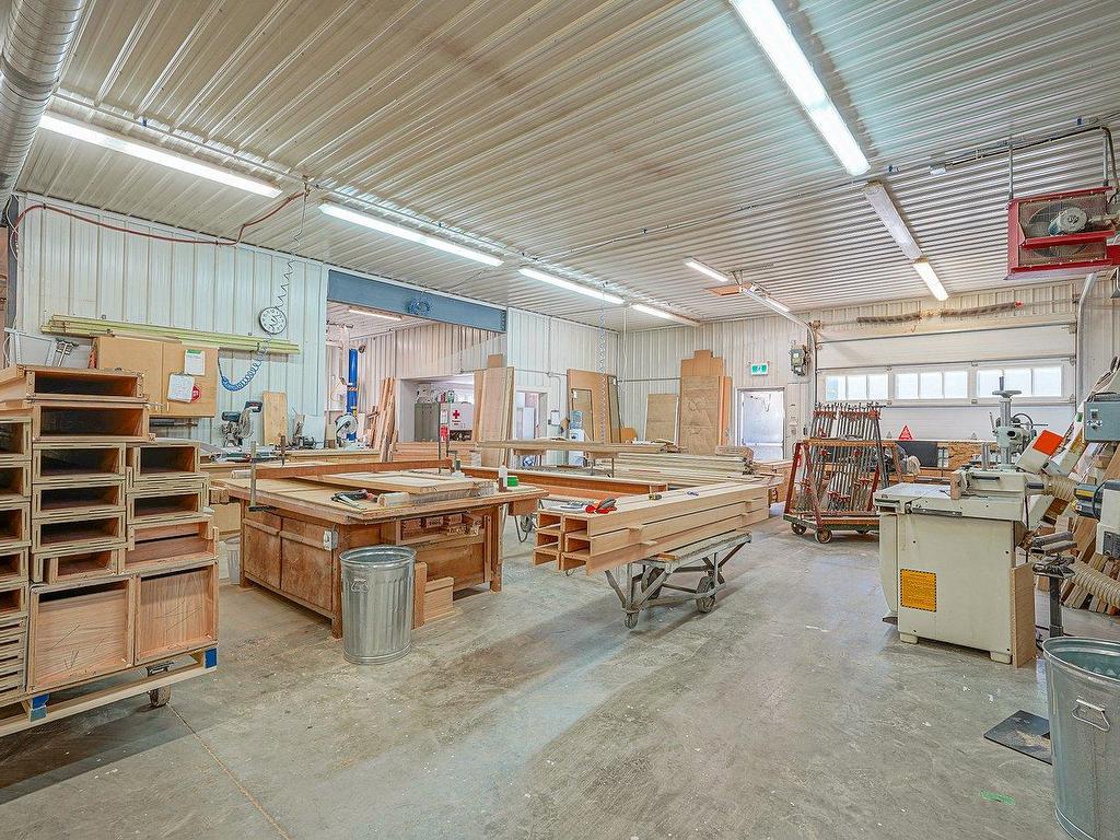 









620Z


Rue L'Archevêque

,
Magog,




QC
J1X3E8

