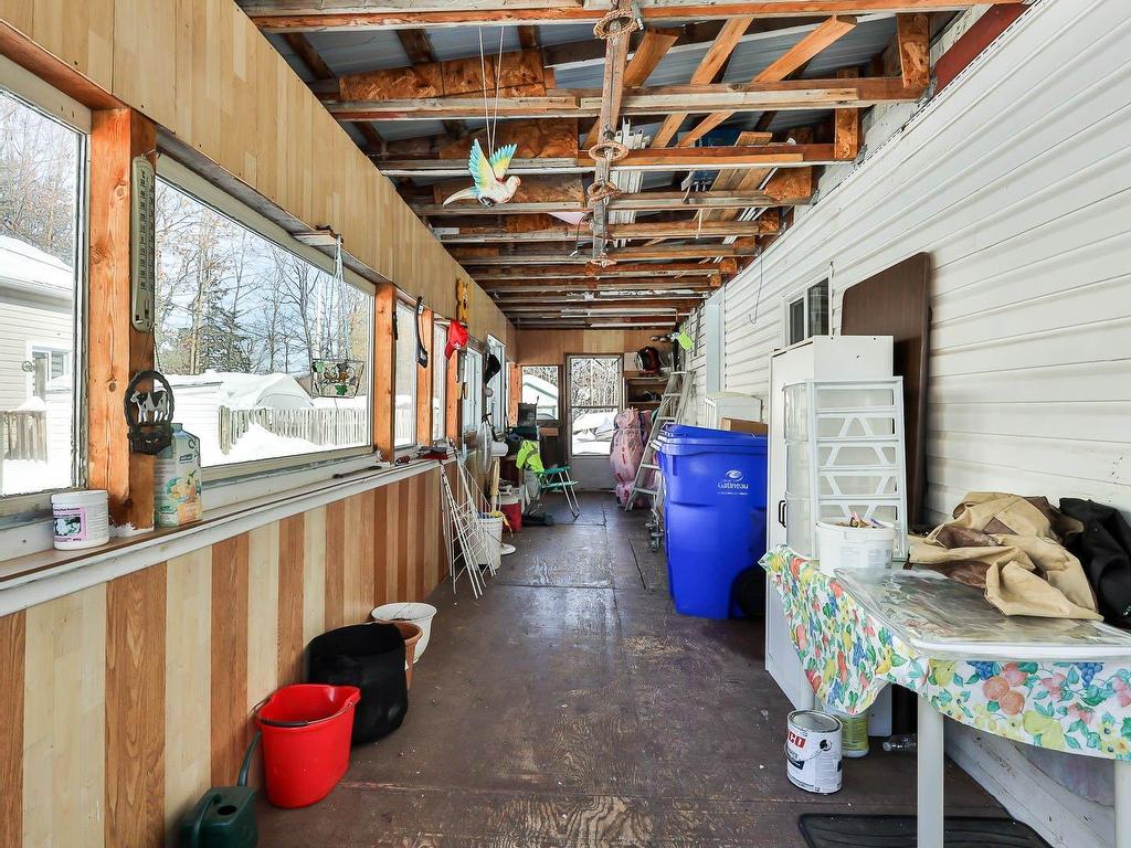 









864


Rue Arthur-Gratton

,
Gatineau (Buckingham),




QC
J8L2Z4

