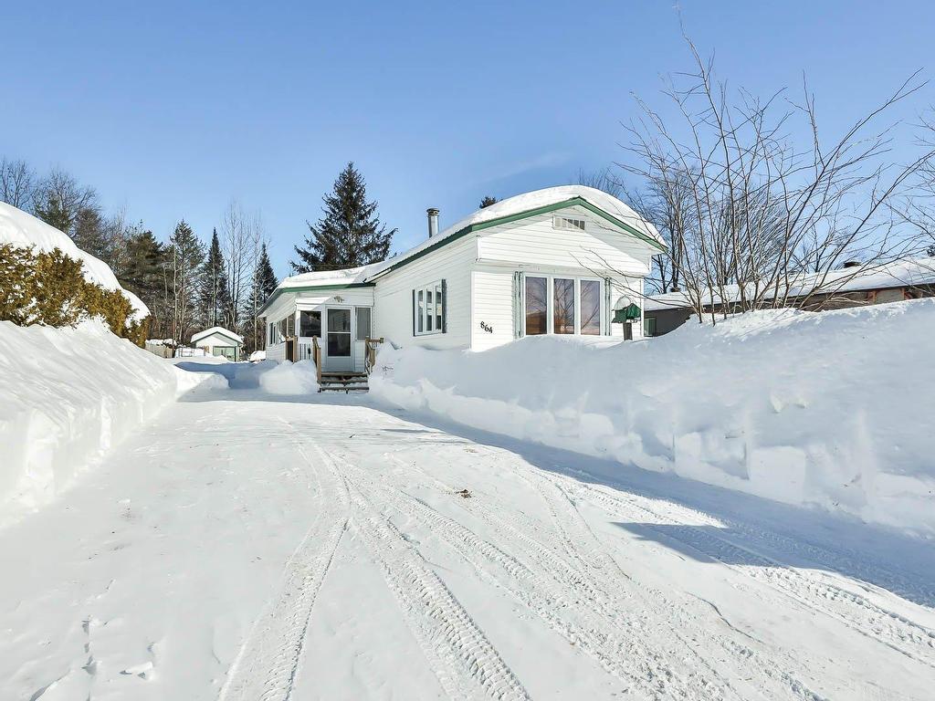 









864


Rue Arthur-Gratton

,
Gatineau (Buckingham),




QC
J8L2Z4


