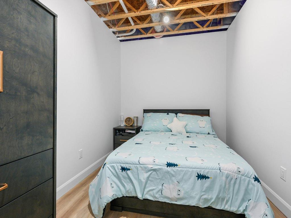 









1497


Rue Linda

,
Clarenceville,




QC
J0J1B0


