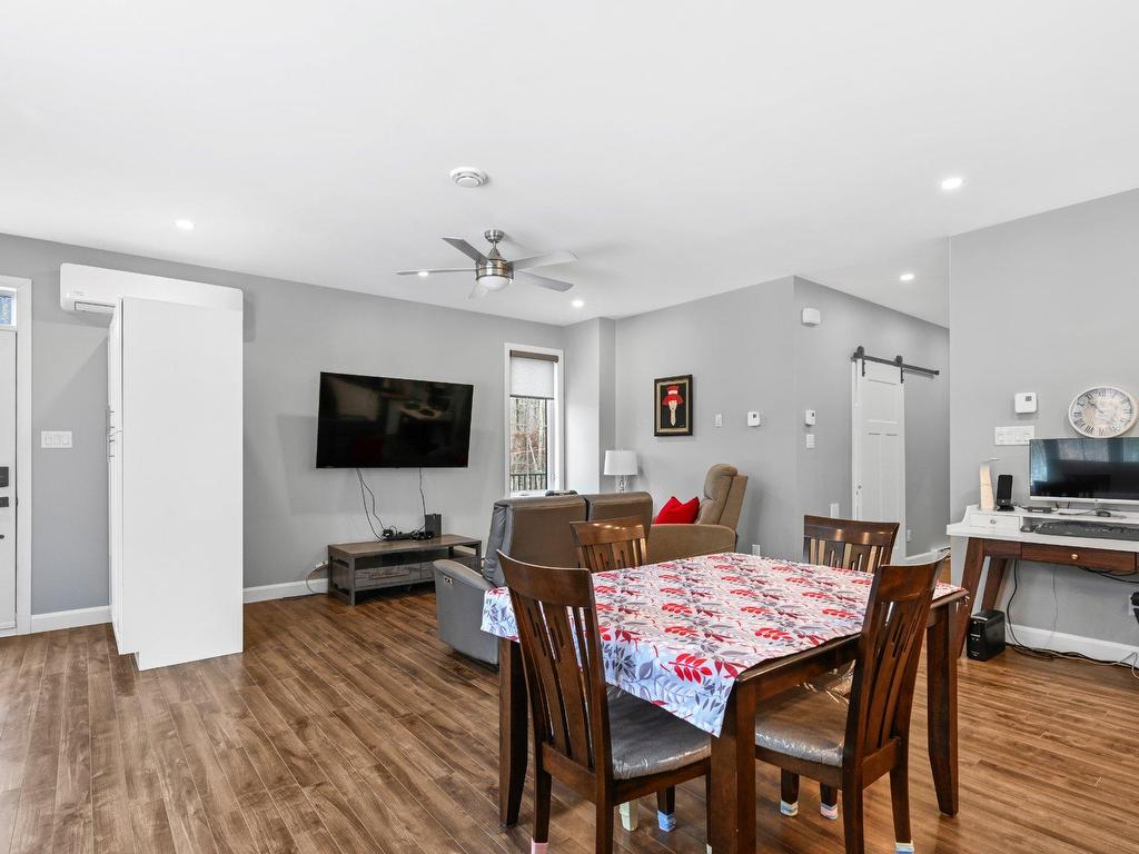 









1497


Rue Linda

,
Clarenceville,




QC
J0J1B0

