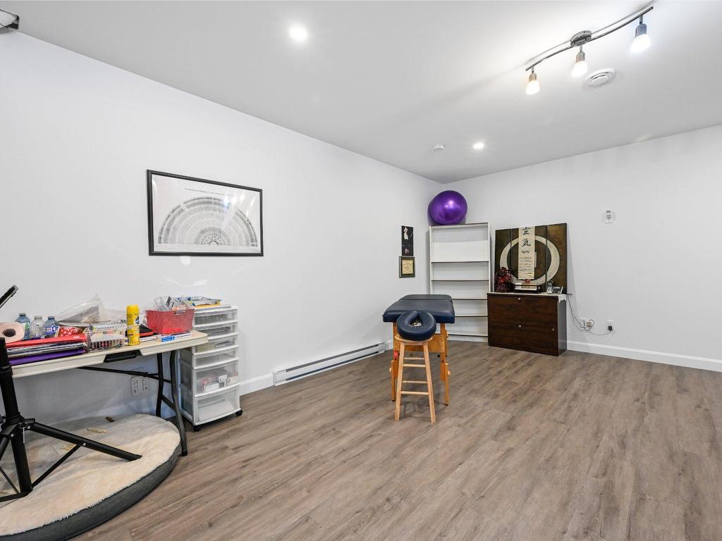 









1497


Rue Linda

,
Clarenceville,




QC
J0J1B0

