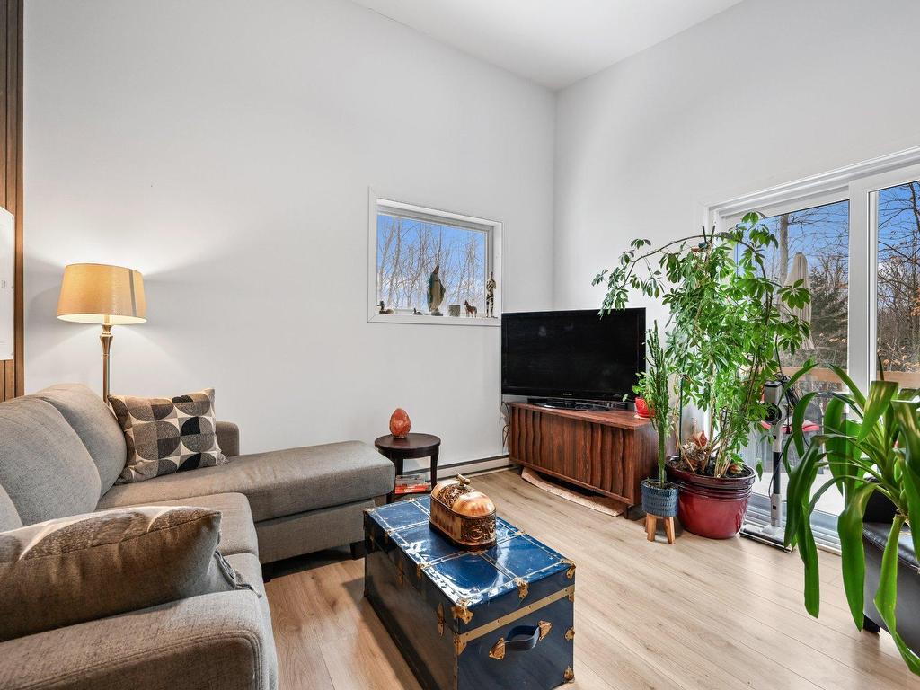 









1497


Rue Linda

,
Clarenceville,




QC
J0J1B0

