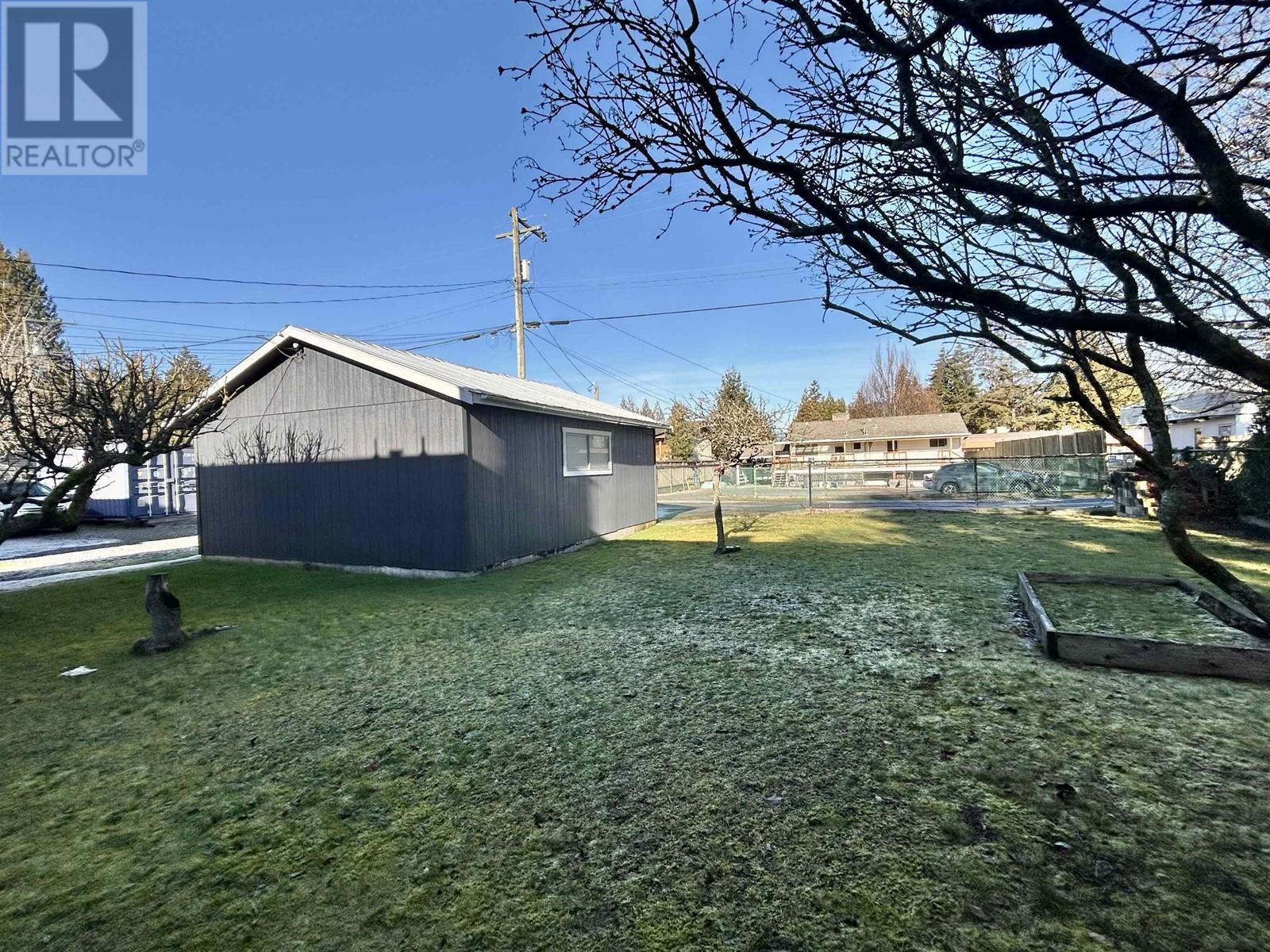 












5690 MERMAID STREET

,
Sechelt,




British Columbia
V0N3A0

