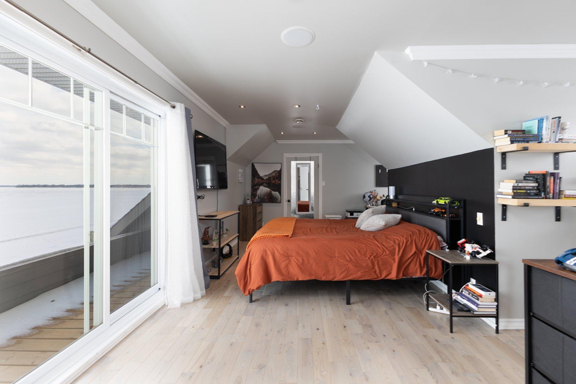 









1456


Boul. Perrot

,
Notre-Dame-de-l'Île-Perrot,




QC
J7W2T7

