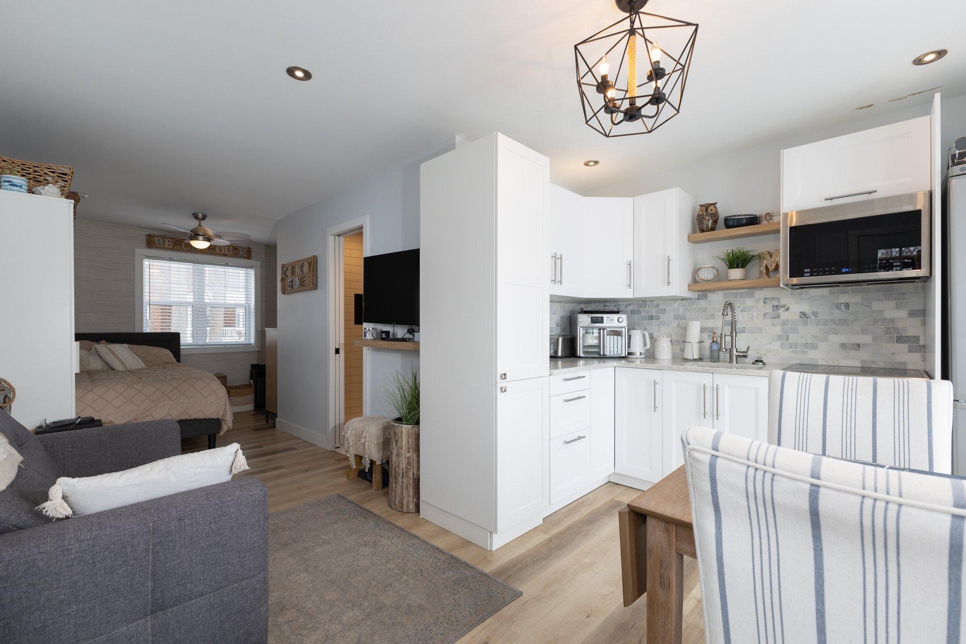 









1456


Boul. Perrot

,
Notre-Dame-de-l'Île-Perrot,




QC
J7W2T7


