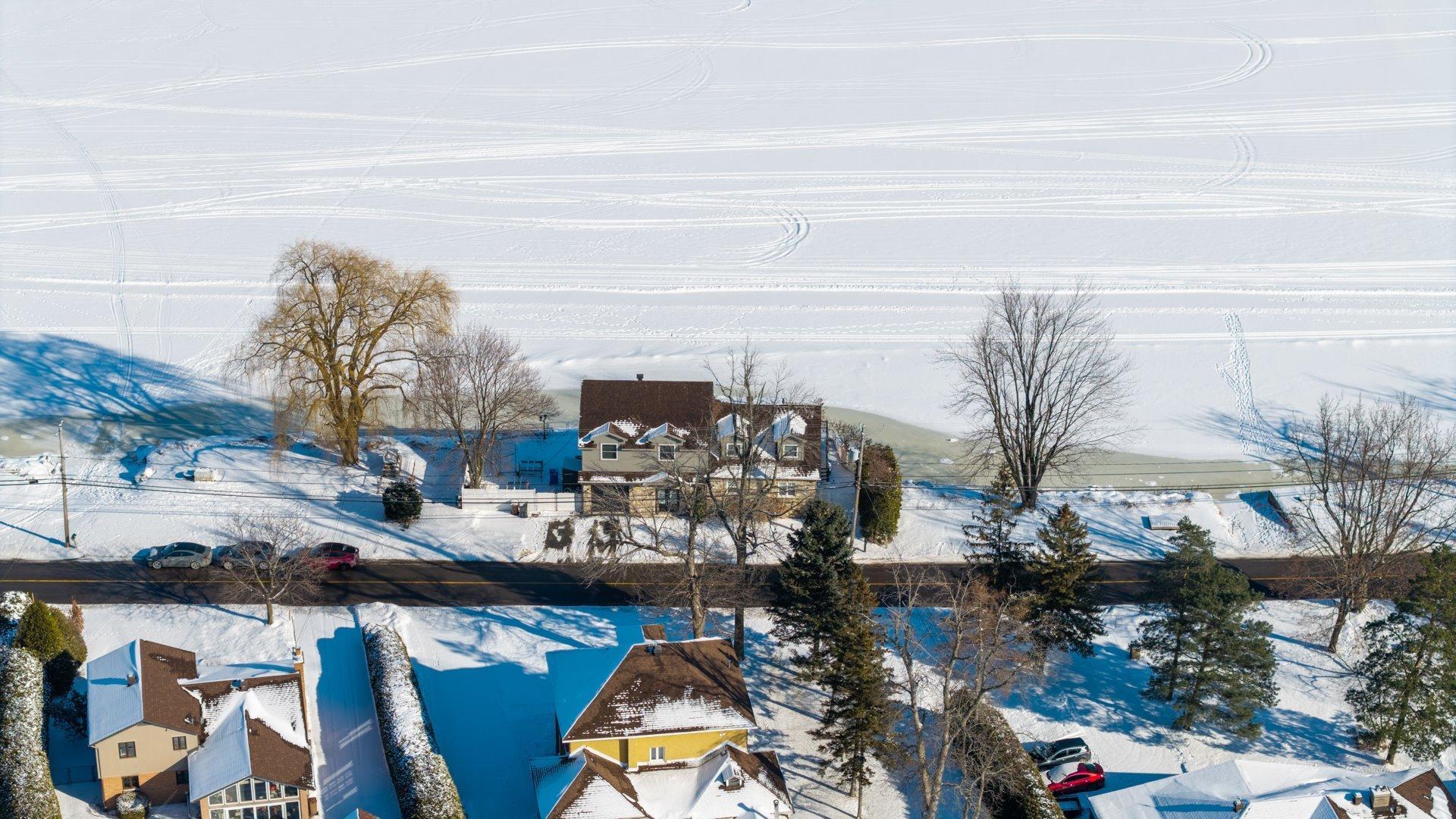 









1456


Boul. Perrot

,
Notre-Dame-de-l'Île-Perrot,




QC
J7W2T7

