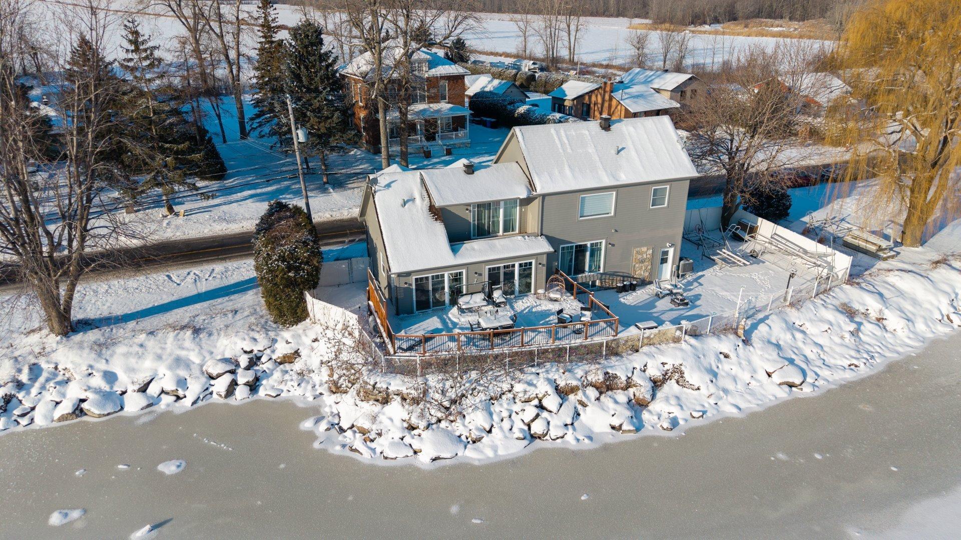 









1456


Boul. Perrot

,
Notre-Dame-de-l'Île-Perrot,




QC
J7W2T7

