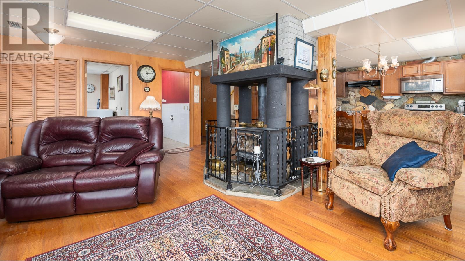 












208 36 Avenue N

,
Erickson,




British Columbia
V0B1G1

