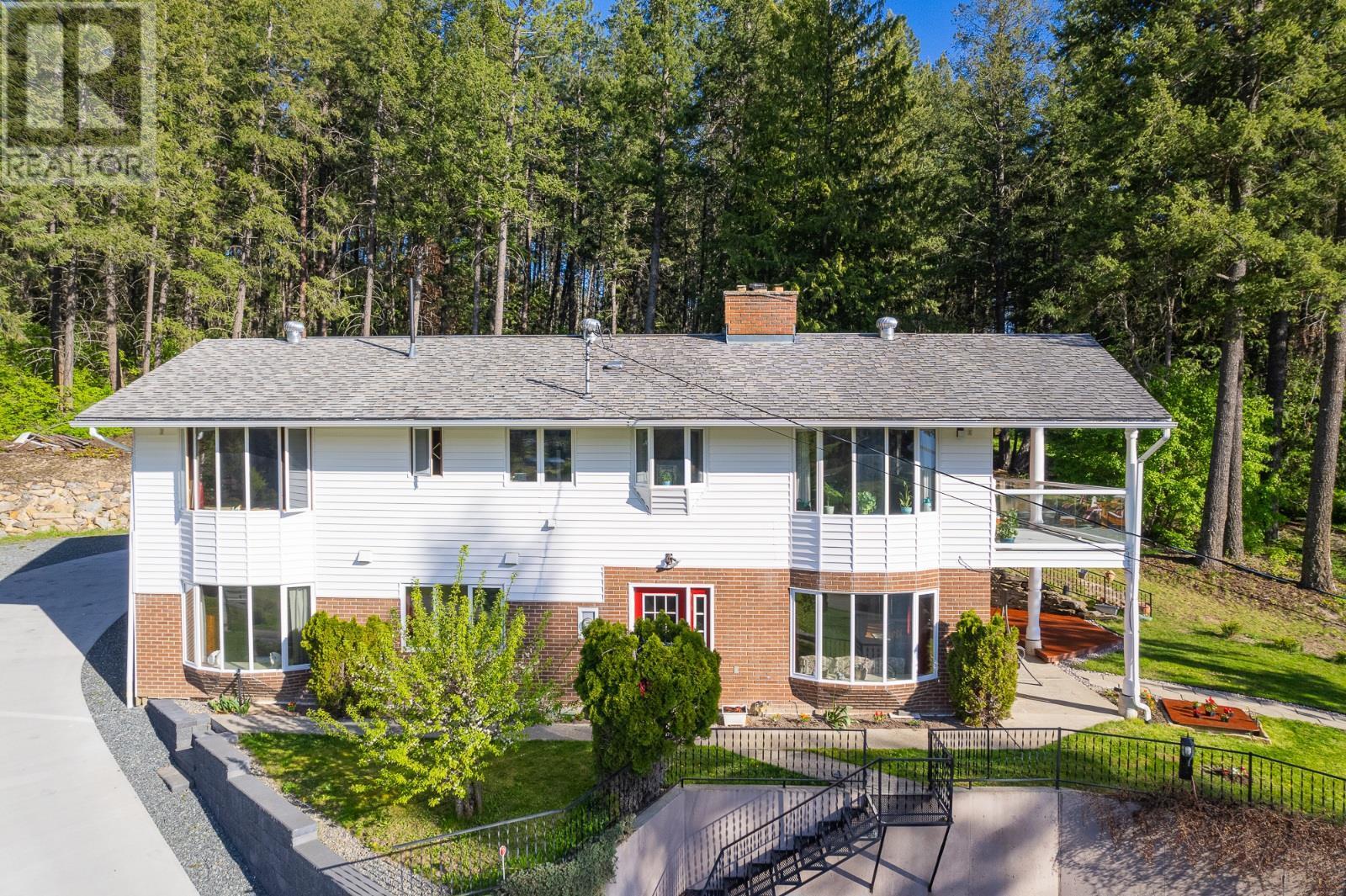 












208 36 Avenue N

,
Erickson,




British Columbia
V0B1G1

