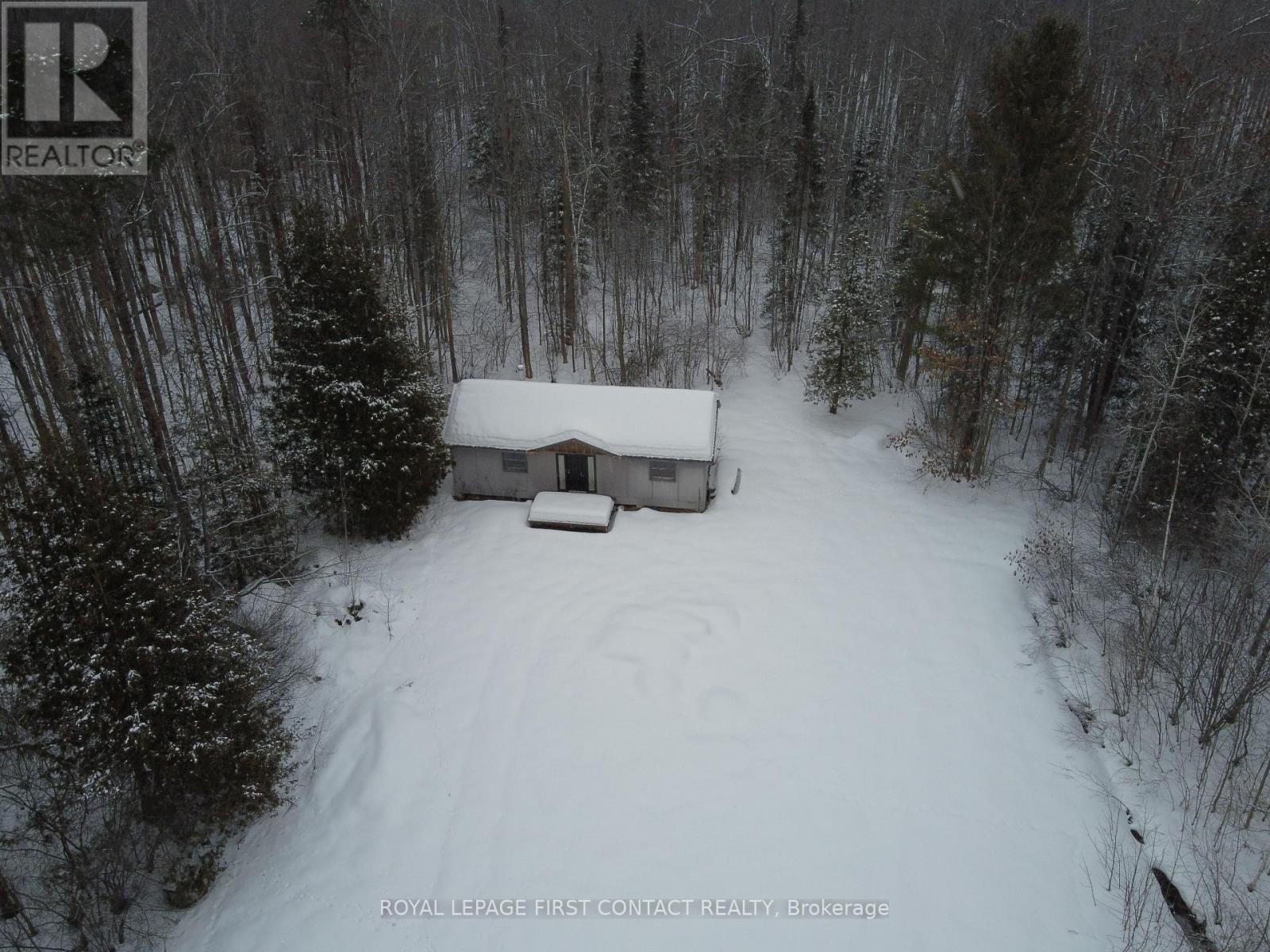 












250 PEEK-A-BOO TRAIL

,
Tiny,







Ontario
L9M0B3

