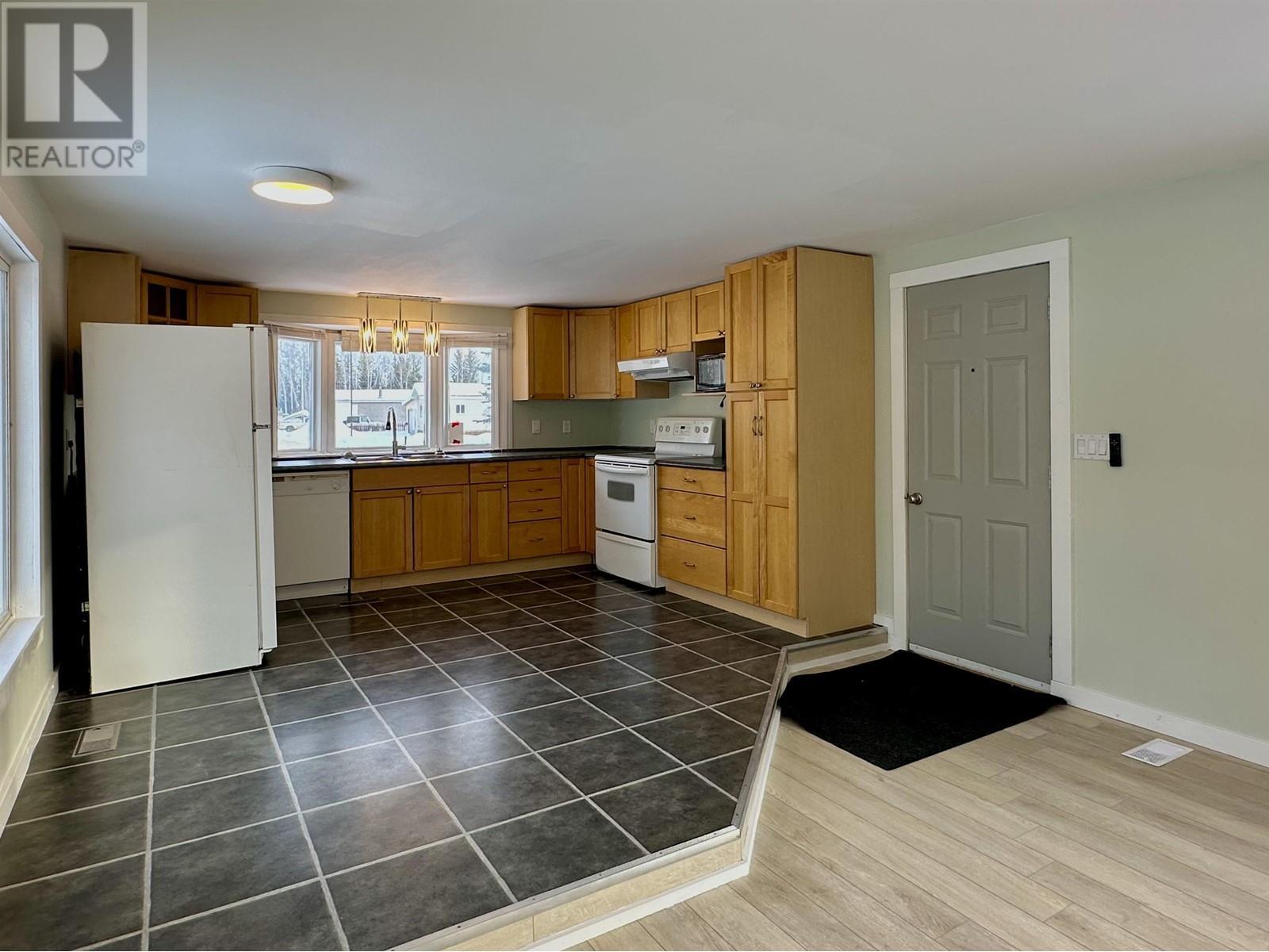 












1 2963 KLAHANNIE DRIVE

,
Fort Nelson,




British Columbia
V0C1R0

