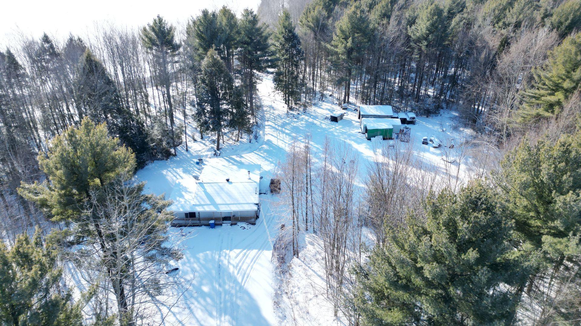 









495


Rg Ste-Cécile

,
Saint-David,




QC
J0G1L0

