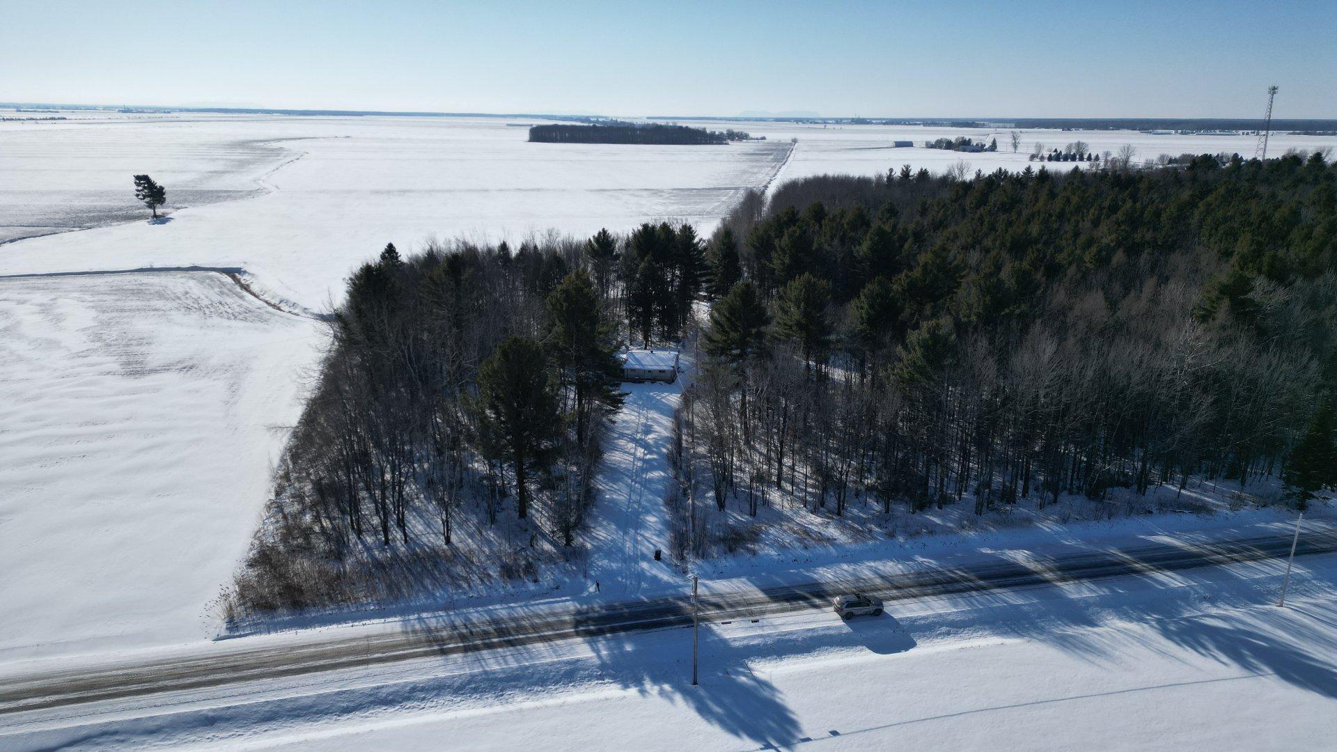 









495


Rg Ste-Cécile

,
Saint-David,




QC
J0G1L0

