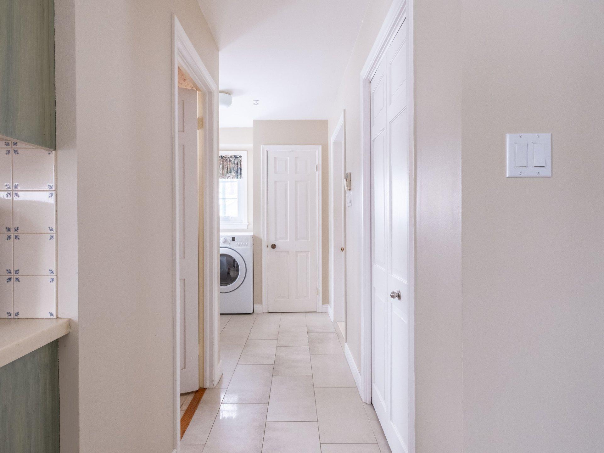 









6100


Rue De Grandpré

,
Sorel-Tracy,




QC
J3R4E9

