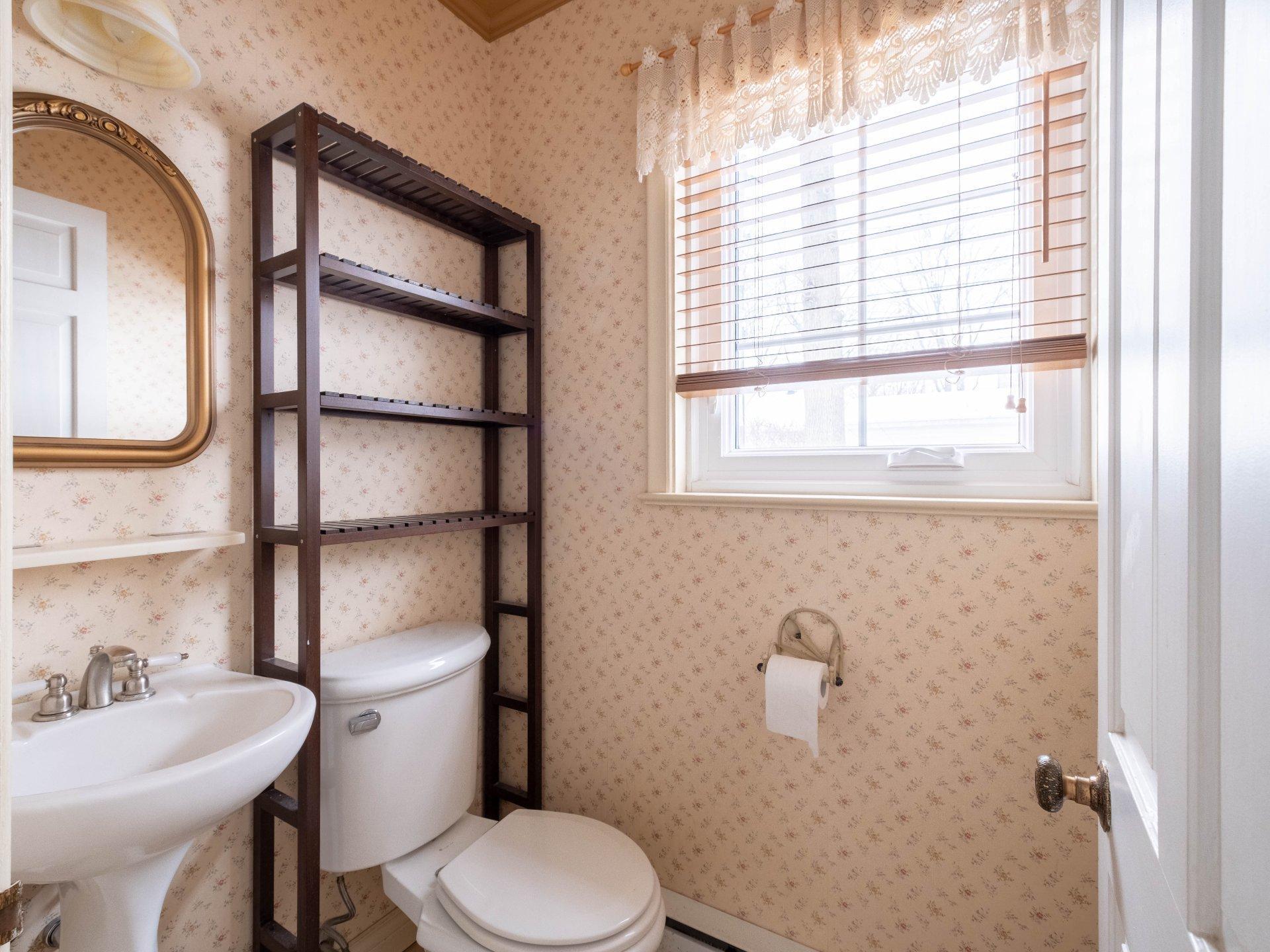 









6100


Rue De Grandpré

,
Sorel-Tracy,




QC
J3R4E9


