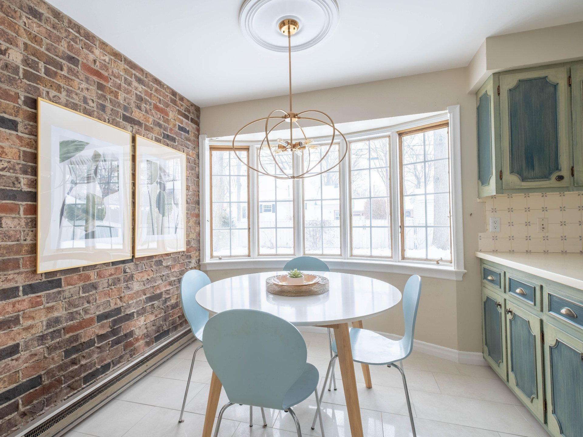 









6100


Rue De Grandpré

,
Sorel-Tracy,




QC
J3R4E9

