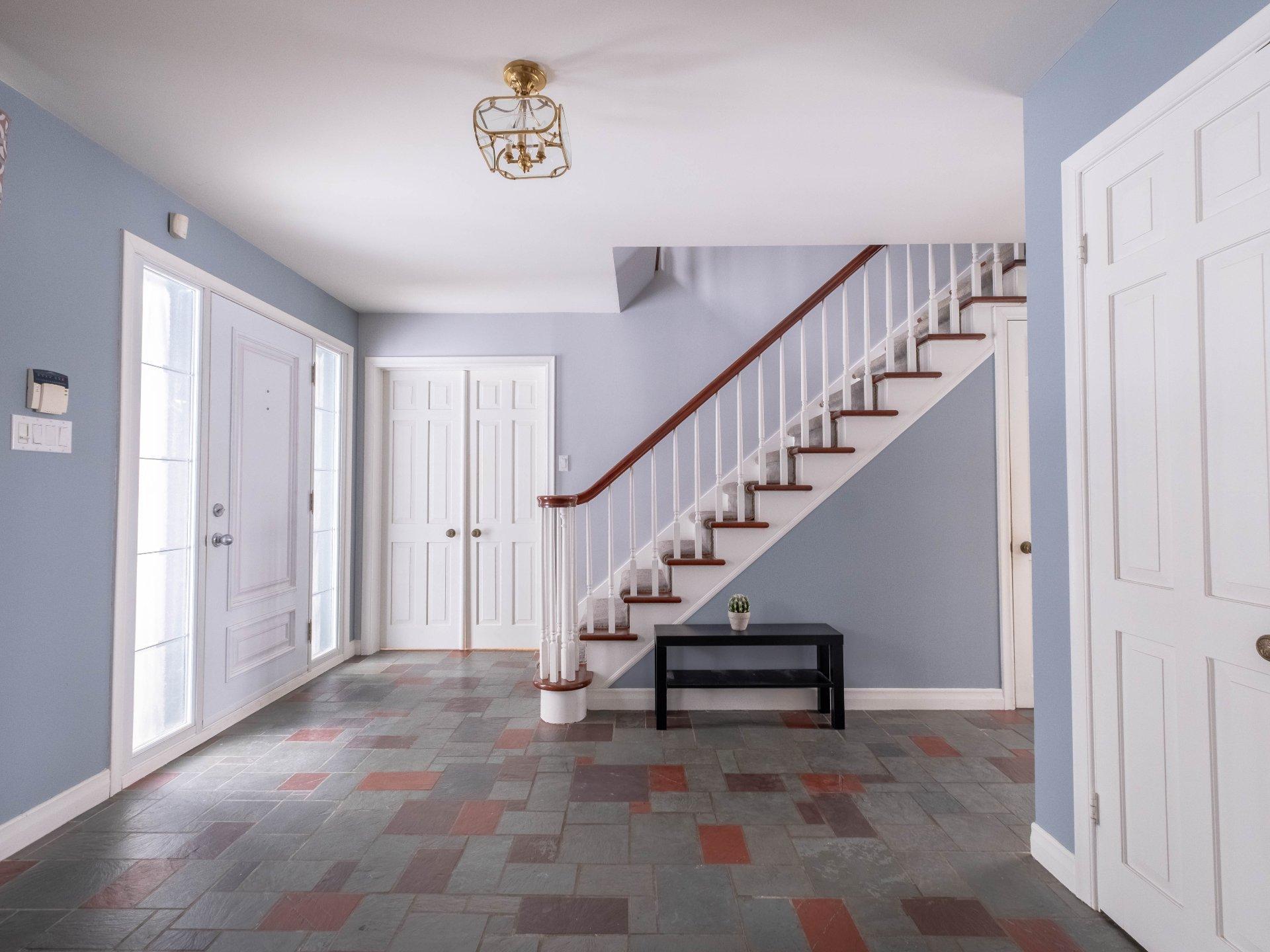 









6100


Rue De Grandpré

,
Sorel-Tracy,




QC
J3R4E9


