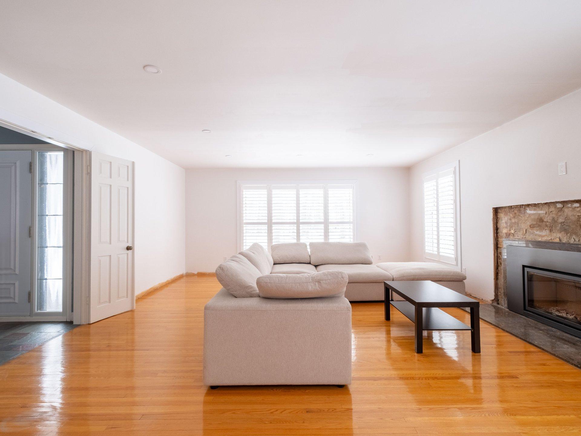 









6100


Rue De Grandpré

,
Sorel-Tracy,




QC
J3R4E9

