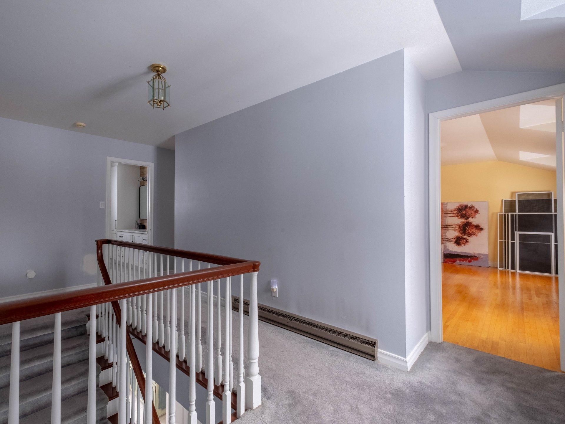 









6100


Rue De Grandpré

,
Sorel-Tracy,




QC
J3R4E9

