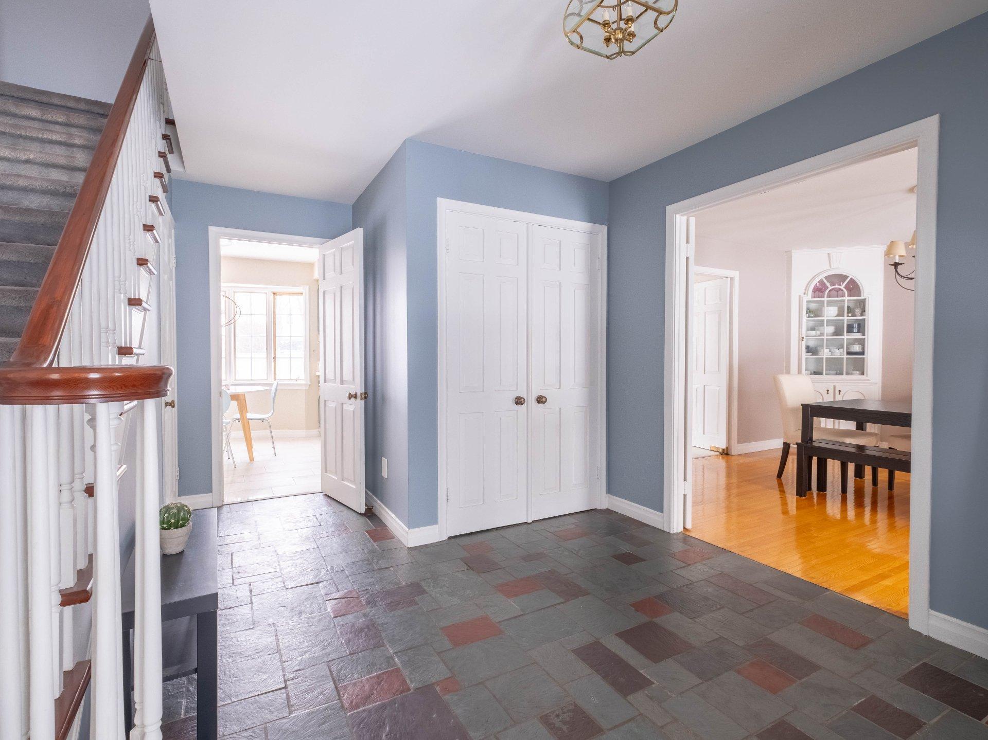 









6100


Rue De Grandpré

,
Sorel-Tracy,




QC
J3R4E9

