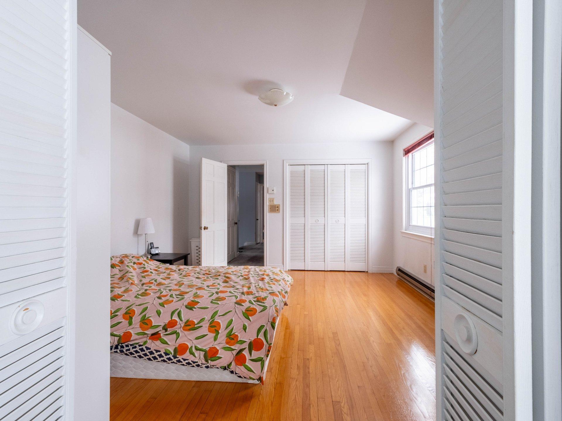 









6100


Rue De Grandpré

,
Sorel-Tracy,




QC
J3R4E9


