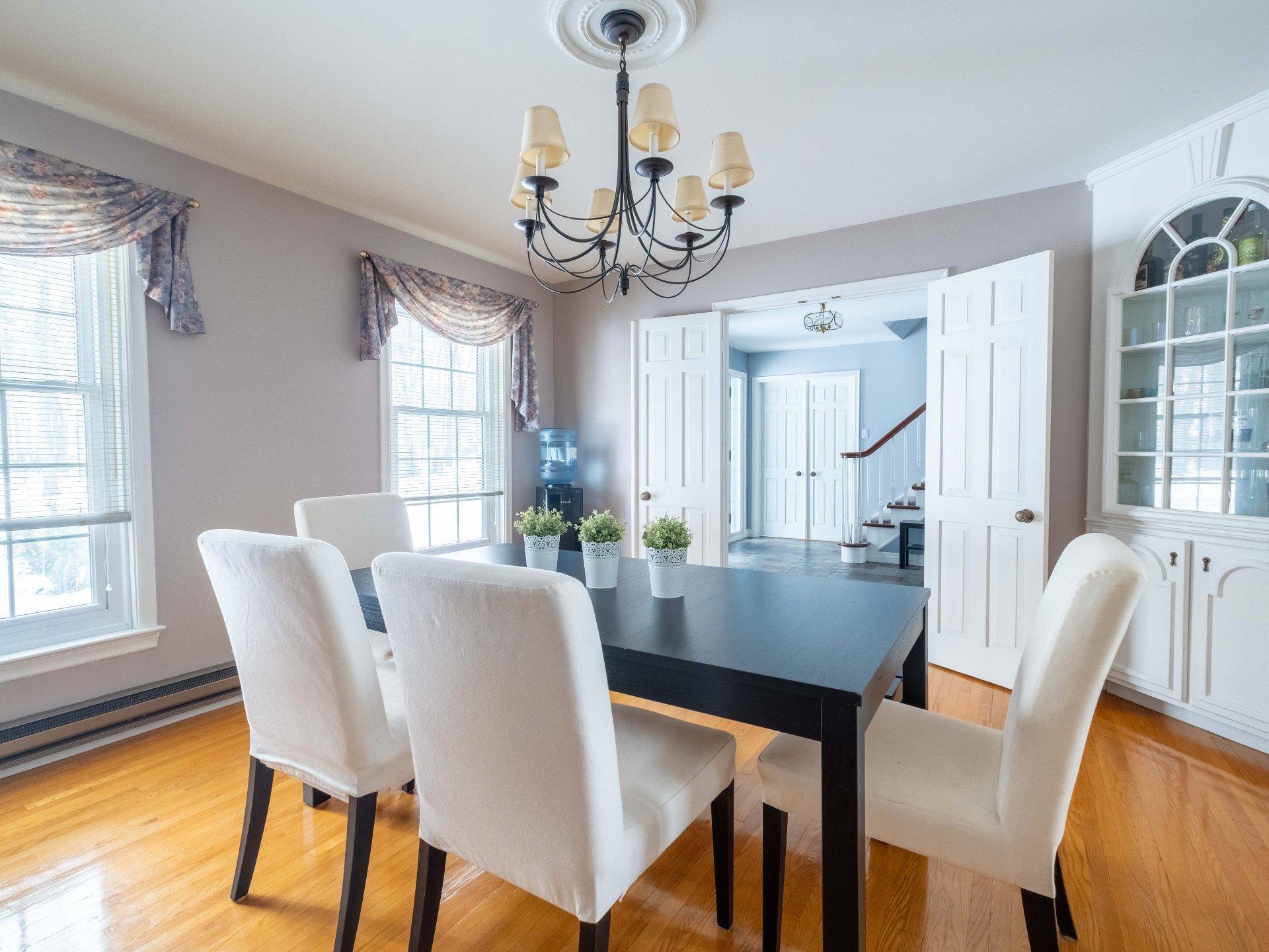 









6100


Rue De Grandpré

,
Sorel-Tracy,




QC
J3R4E9

