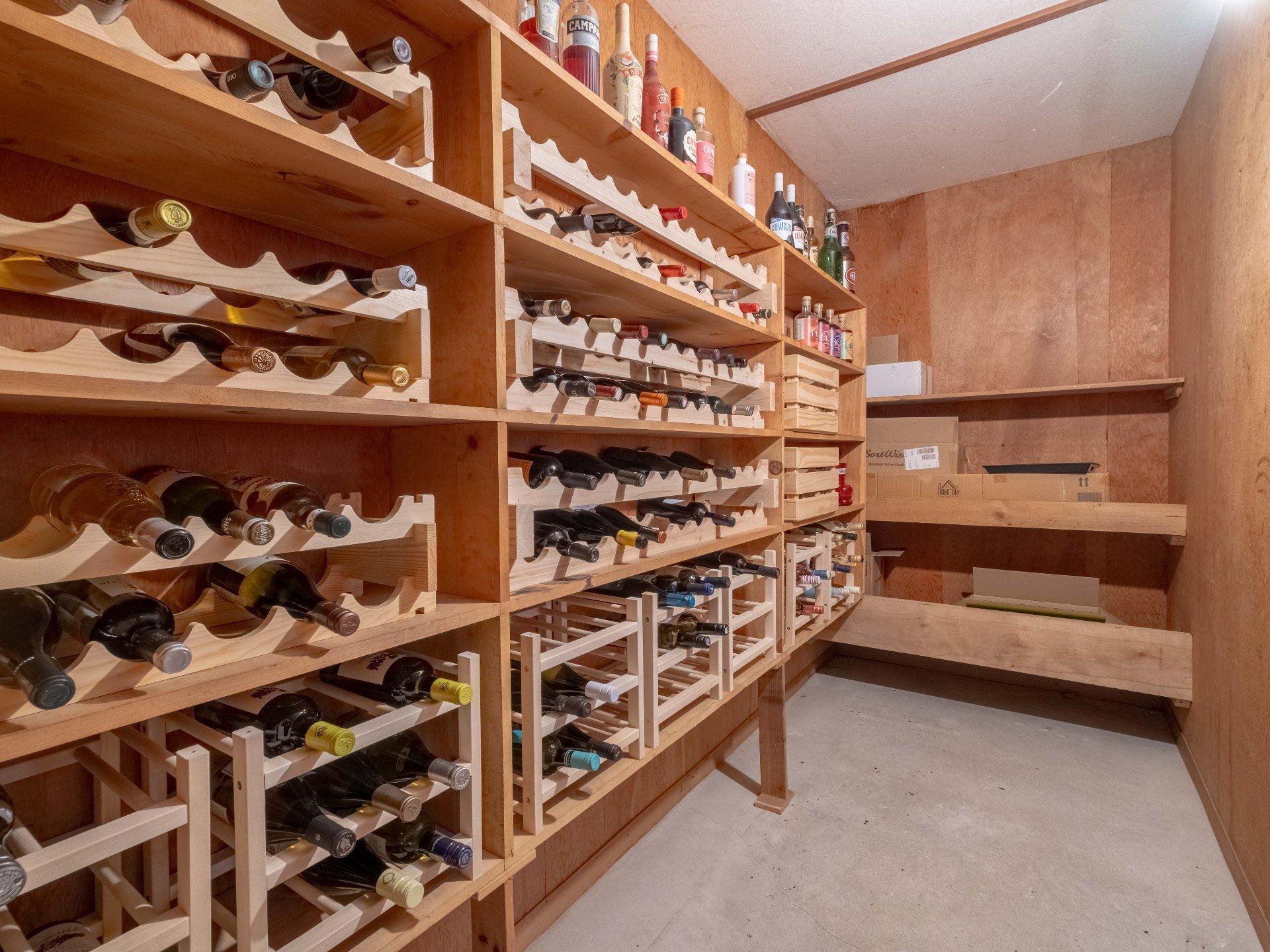 









6100


Rue De Grandpré

,
Sorel-Tracy,




QC
J3R4E9

