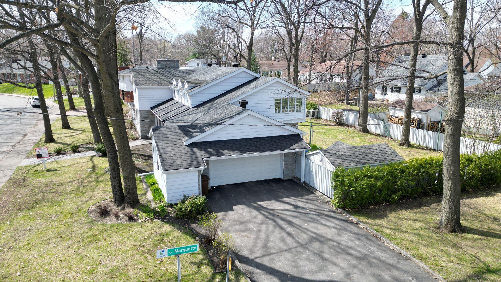 









6100


Rue De Grandpré

,
Sorel-Tracy,




QC
J3R4E9


