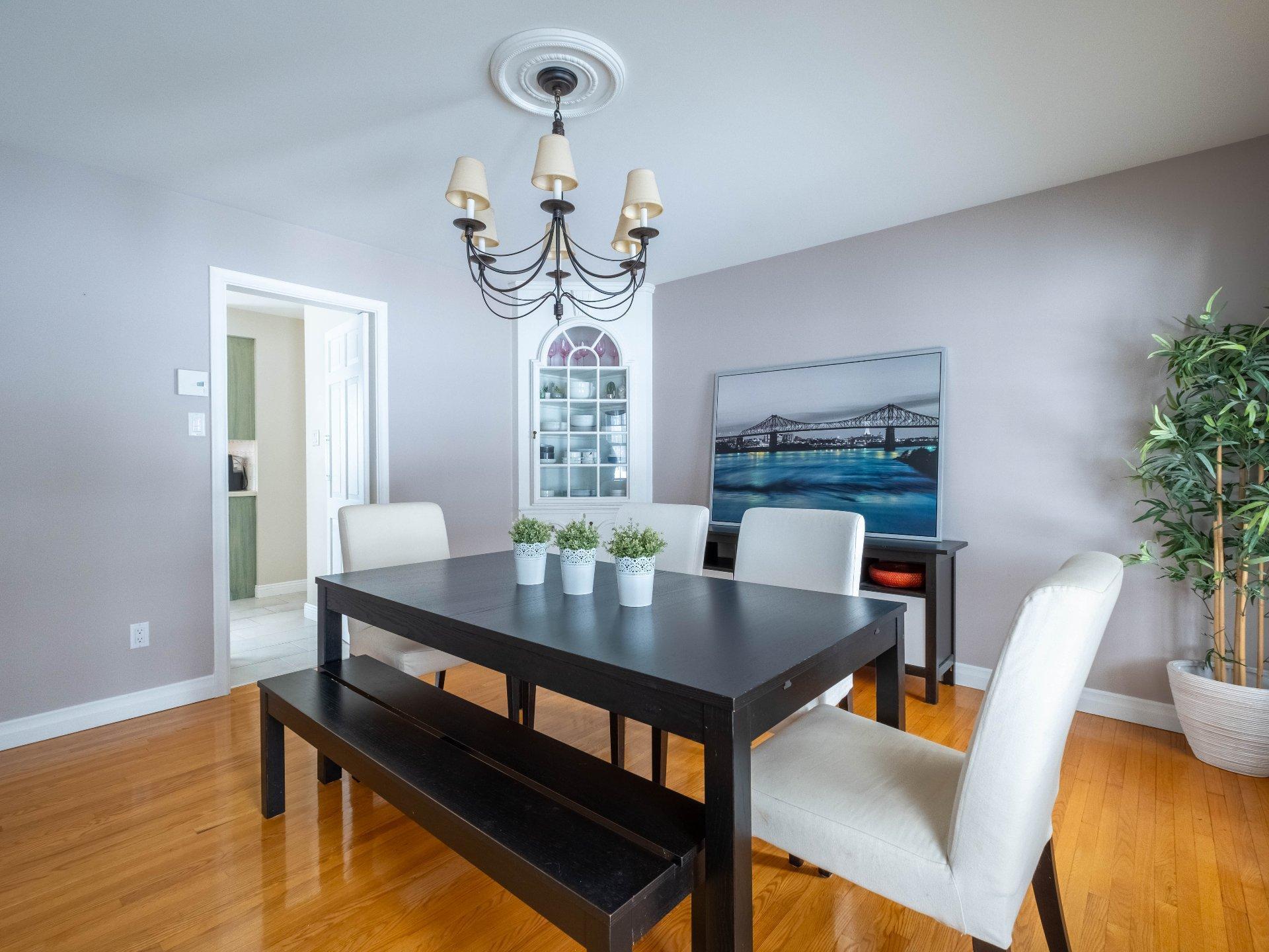









6100


Rue De Grandpré

,
Sorel-Tracy,




QC
J3R4E9

