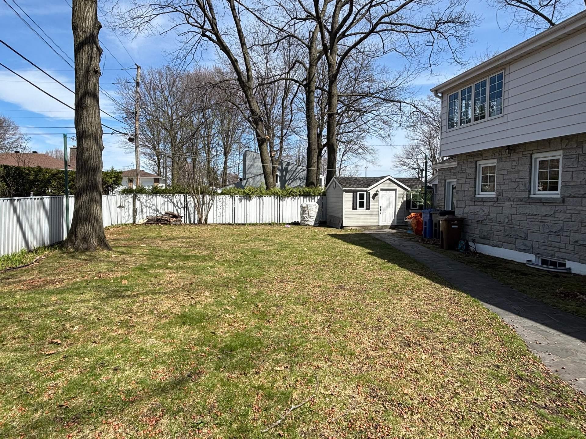 









6100


Rue De Grandpré

,
Sorel-Tracy,




QC
J3R4E9

