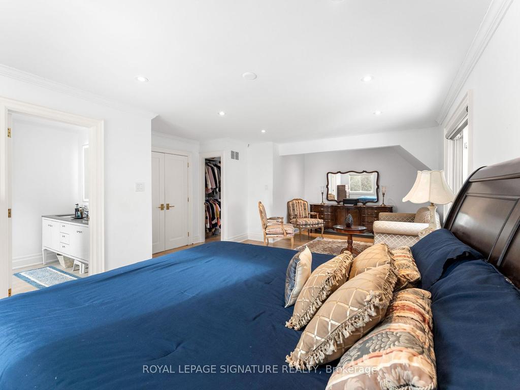 









108


Winchester

Lane,
Richmond Hill,




ON
L4C 6Y7

