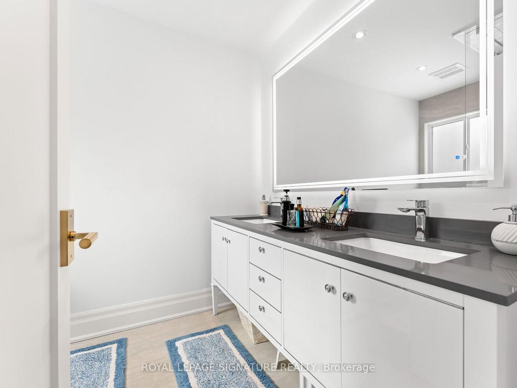 









108


Winchester

Lane,
Richmond Hill,




ON
L4C 6Y7

