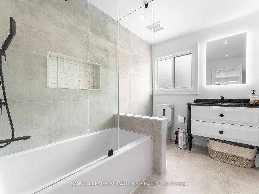 









108


Winchester

Lane,
Richmond Hill,




ON
L4C 6Y7

