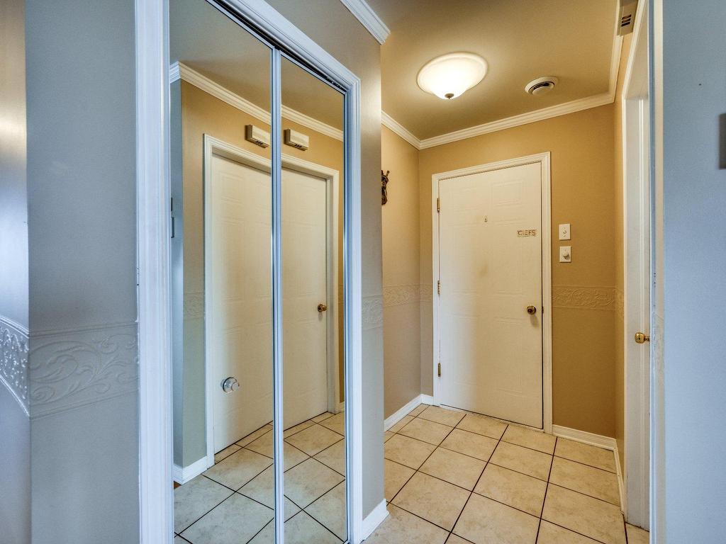 









566


Rue Château Bello

,
Sainte-Marthe-sur-le-Lac,




QC
J0N1P0

