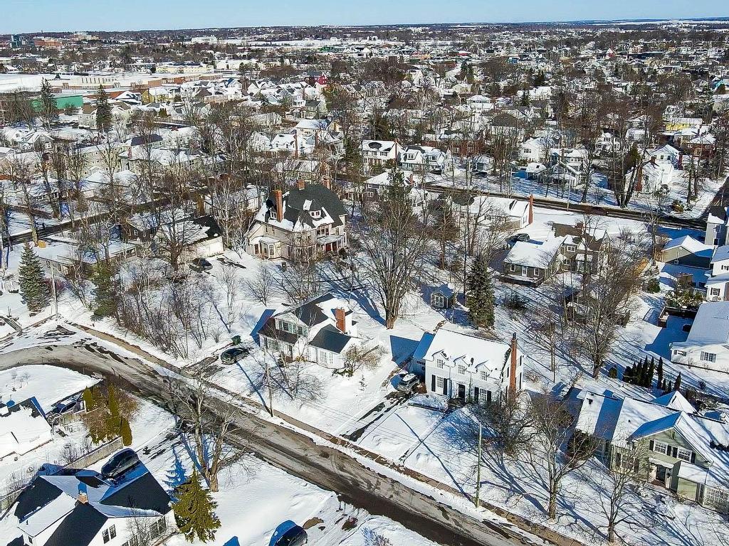 












121 North River Road

,
Charlottetown,




PE
C1A 3K7

