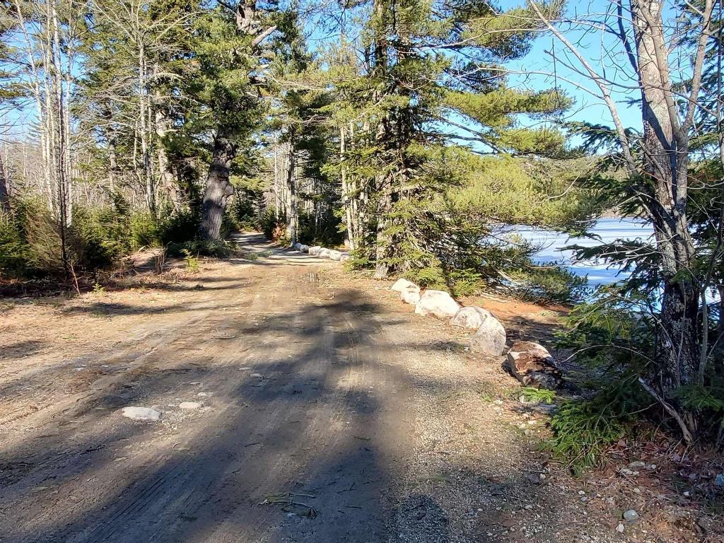 












2480 Woodstock Road

,
Walden,







NS
B0J 2E0

