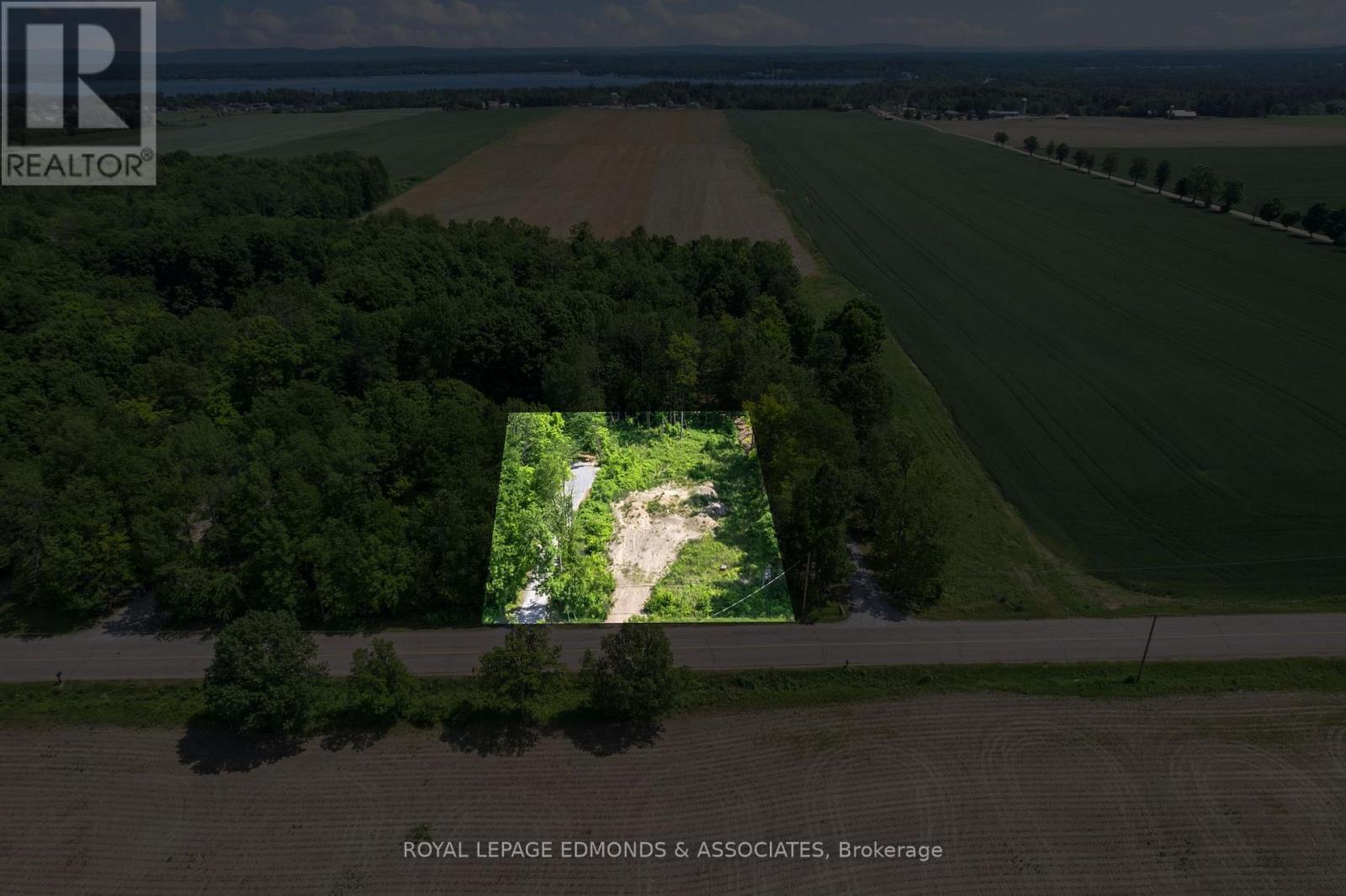 












1386 WILSON ROAD

,
Laurentian Valley,







Ontario
K8A6W4

