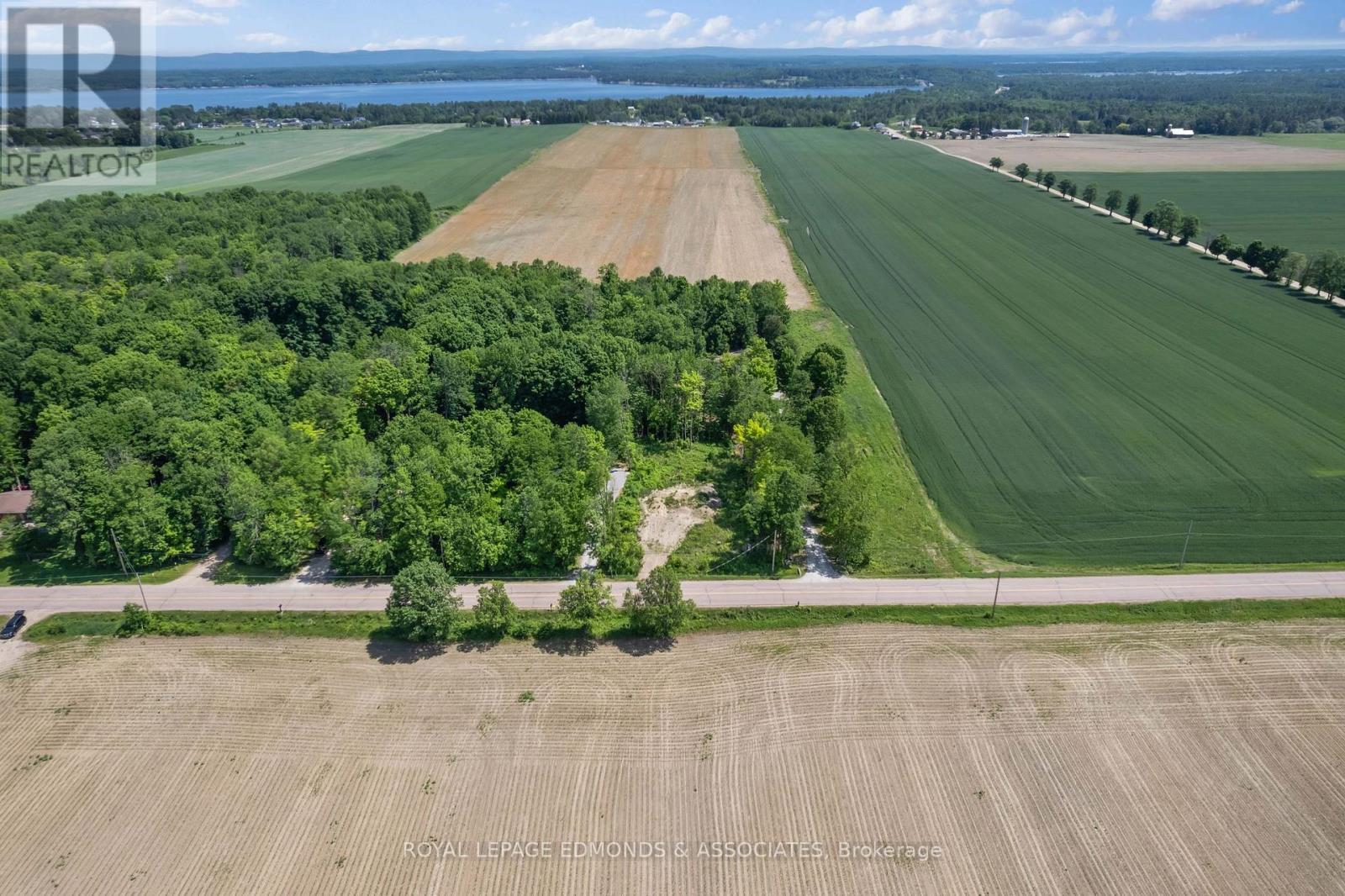 












1386 WILSON ROAD

,
Laurentian Valley,







Ontario
K8A6W4

