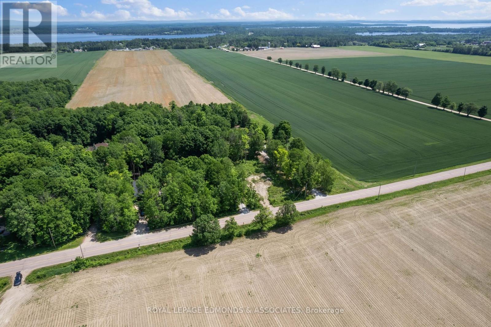 












1386 WILSON ROAD

,
Laurentian Valley,







Ontario
K8A6W4

