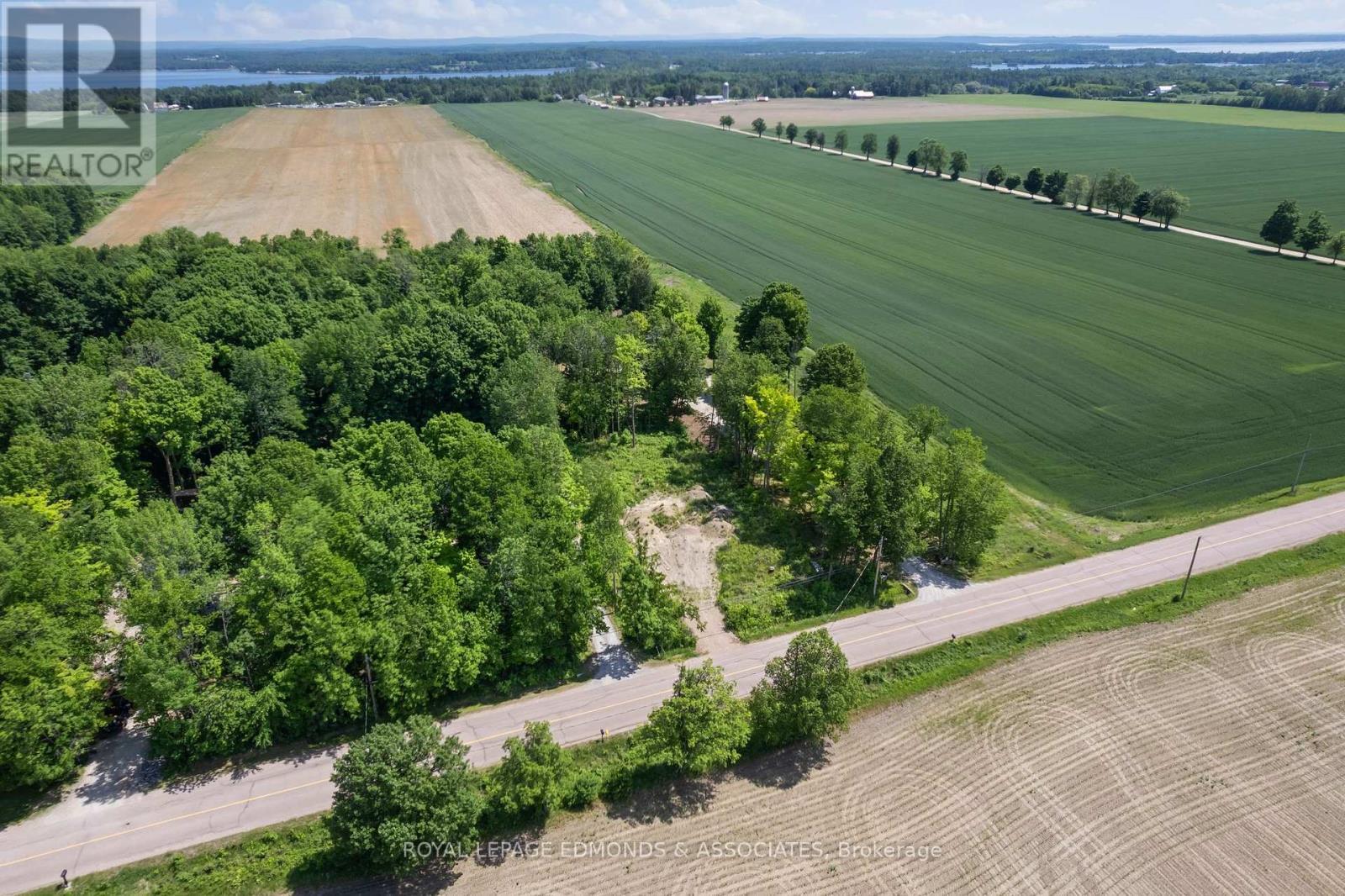












1386 WILSON ROAD

,
Laurentian Valley,







Ontario
K8A6W4

