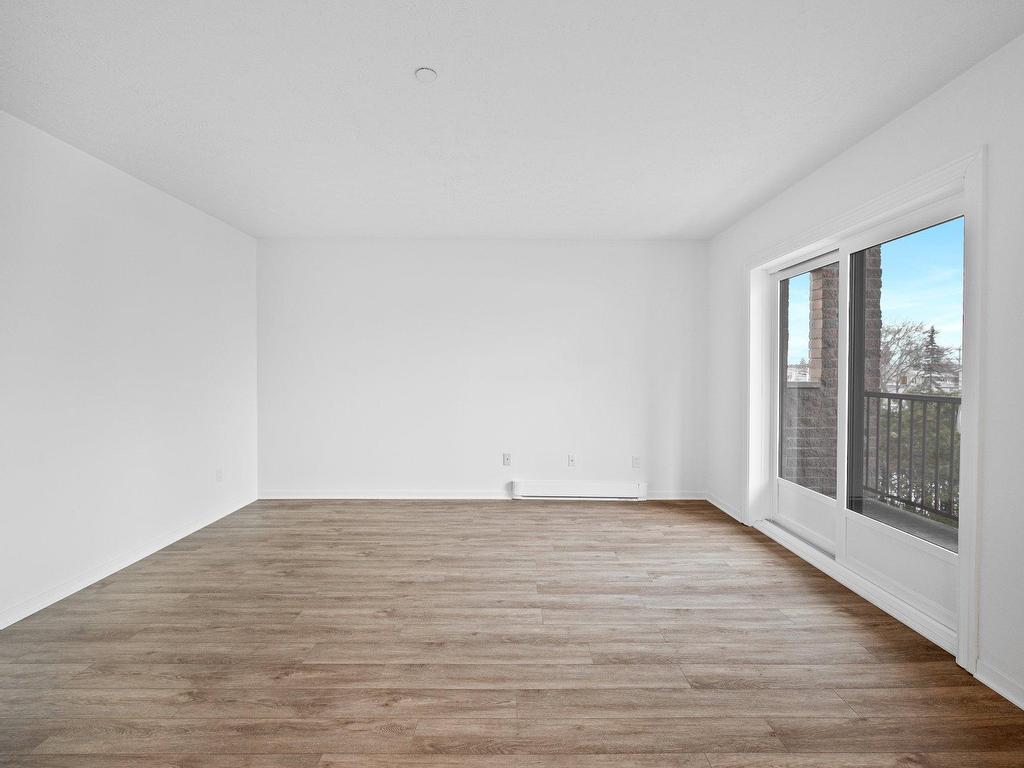 









355


Rue St-Jacques

, 206,
Granby,




QC
J2G3N5

