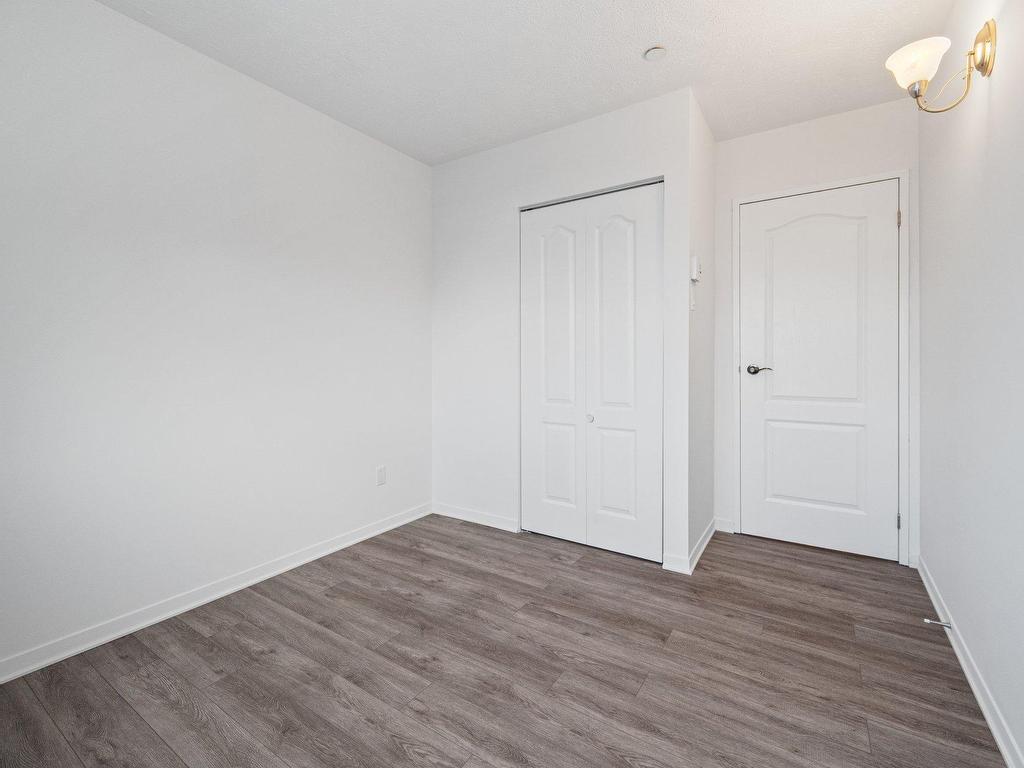 









355


Rue St-Jacques

, 206,
Granby,




QC
J2G3N5

